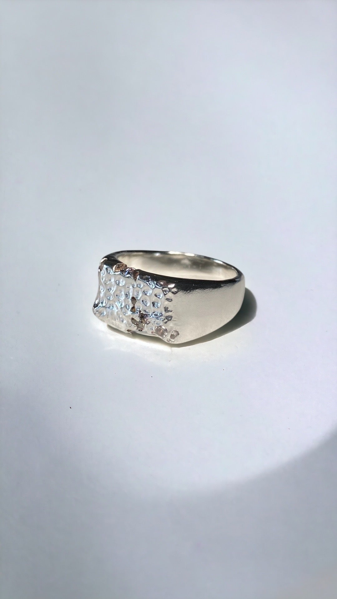 πππ πππππππ (silver)